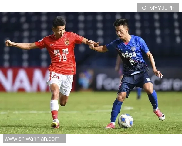 赛后分析广州足球队与武汉足球队实力对比及比赛亮点总结